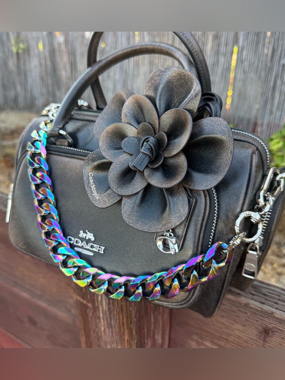 Novelty Strap| Bag Strap| ‘Oil Slick’ Chunky Metal Chain Link| Heart Shaped - Picture 2 of 4
